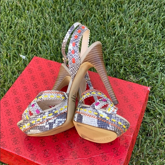 Guess Women's Strapped Platform High Heels - Picture 8 of 8